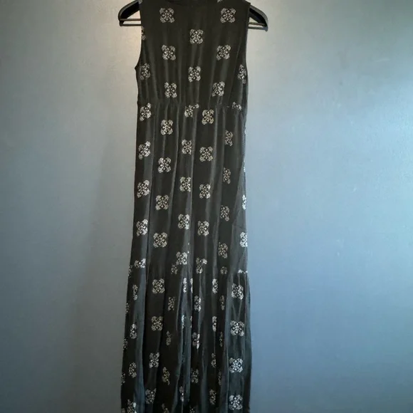 Universal Thread Dress - Picture 4 of 4